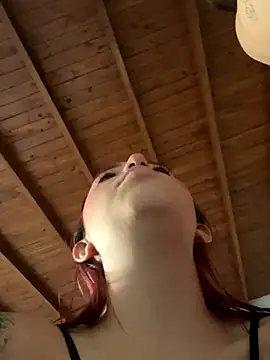 Snapshot of Paulina-Wells chatting on October 16, 2025, 9:23 pm Paulina-Wells online show from October 16, 2025, 9:23 pm