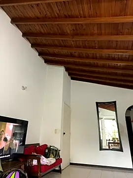 Snapshot of Paulina-Wells chatting on October 5, 2025, 8:21 pm Paulina-Wells online show from October 5, 2025, 8:21 pm