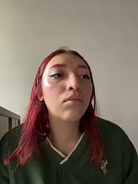 Snapshot of Paulina-Wells chatting on September 18, 2025, 9:07 pm Paulina-Wells online show from September 18, 2025, 9:07 pm