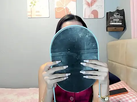 Snapshot of Anne_the_virgin chatting on May 8, 2026, 10:19 am Anne the virgin online show from May 8, 2026, 10:19 am