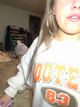 Snapshot of JuicyExxxperience chatting on September 30, 2025, 12:55 pm JuicyExxxperience online show from September 30, 2025, 12:55 pm