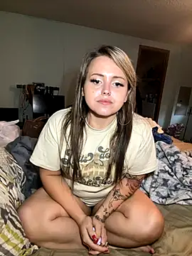 Snapshot of JuicyExxxperience chatting on September 28, 2025, 12:34 pm JuicyExxxperience online show from September 28, 2025, 12:34 pm