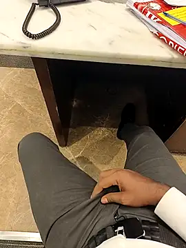 Snapshot of hotboy43339 chatting on October 16, 2025, 5:21 pm hotboy43339 online show from October 16, 2025, 5:21 pm