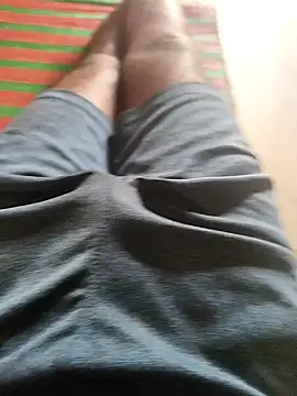 Snapshot of hotboy43339 chatting on September 27, 2025, 4:07 am hotboy43339 online show from September 27, 2025, 4:07 am