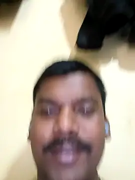 Snapshot of hotboy43339 chatting on October 25, 2025, 4:33 am hotboy43339 online show from October 25, 2025, 4:33 am