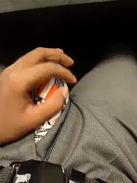 Snapshot of hotboy43339 chatting on October 1, 2025, 2:17 am hotboy43339 online show from October 1, 2025, 2:17 am