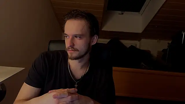 Bez3ybik online show from March 3, 2026, 11:23 pm