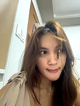 LanySylvia online show from October 27, 2025, 6:47 am