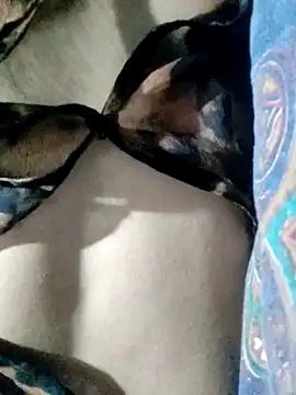 pihu099 online show from April 13, 2026, 1:53 am