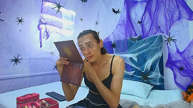 Snapshot of shantala_nastasiia chatting on October 3, 2025, 12:39 pm shantala nastasiia online show from October 3, 2025, 12:39 pm