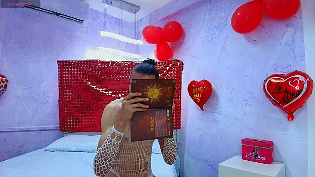 Snapshot of shantala_nastasiia chatting on September 19, 2025, 12:31 pm shantala nastasiia online show from September 19, 2025, 12:31 pm