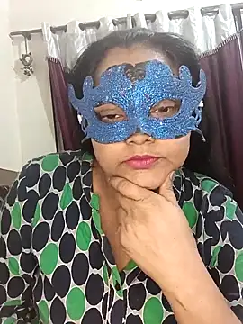 MEERAcle online show from December 22, 2025, 3:56 pm