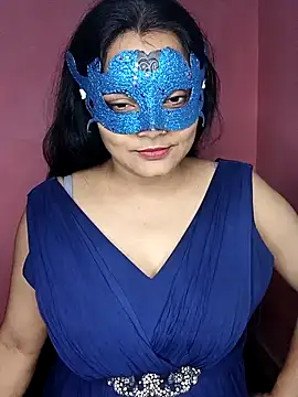 Snapshot of MEERAcle chatting on October 9, 2025, 4:18 pm MEERAcle online show from October 9, 2025, 4:18 pm