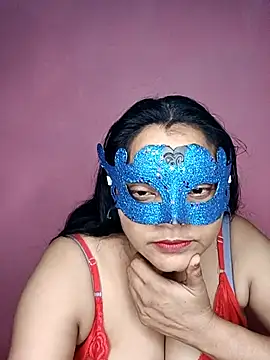 Snapshot of MEERAcle chatting on October 19, 2025, 6:54 pm MEERAcle online show from October 19, 2025, 6:54 pm