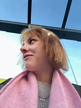 Snapshot of Only_April chatting on October 8, 2025, 1:45 pm Only April online show from October 8, 2025, 1:45 pm