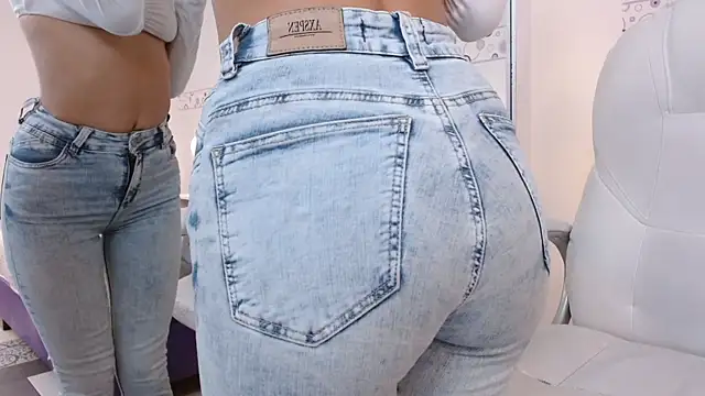 Celesstegh online show from April 4, 2026, 11:28 am