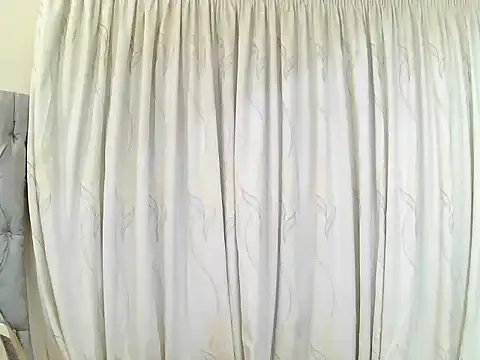 BigAssjuicy26 online show from October 6, 2025, 5:24 pm