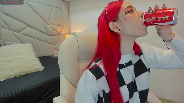 persefone 333 online show from September 13, 2025, 8:09 pm