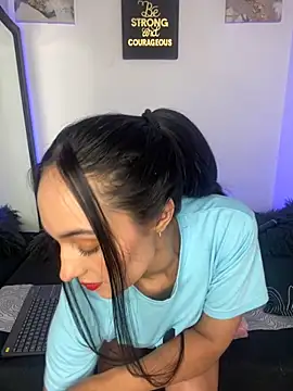 Snapshot of fetish_foot_ chatting on October 8, 2025, 4:40 pm fetish foot  online show from October 8, 2025, 4:40 pm