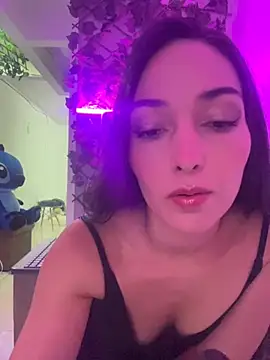 Snapshot of fetish_foot_ chatting on October 3, 2025, 10:44 pm fetish foot  online show from October 3, 2025, 10:44 pm