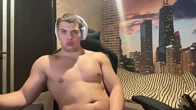 Snapshot of MusclePhantom chatting on November 1, 2025, 9:19 pm MusclePhantom online show from November 1, 2025, 9:19 pm