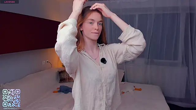 Snapshot of MarianFares chatting on October 11, 2025, 7:26 pm MarianFares online show from October 11, 2025, 7:26 pm