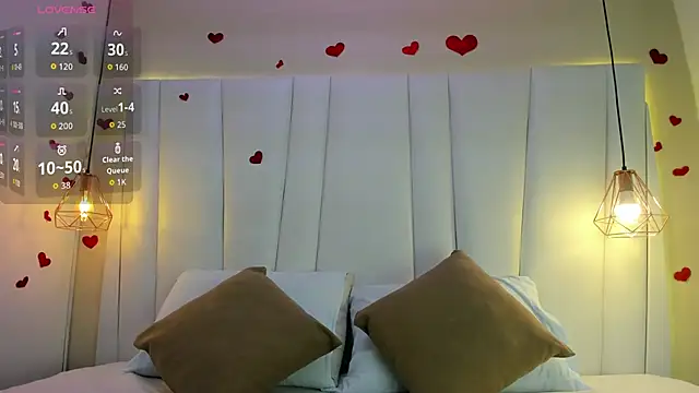 Snapshot of HannaPotther chatting on October 1, 2025, 11:25 am HannaPotther online show from October 1, 2025, 11:25 am