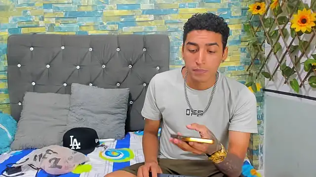 Snapshot of partdemonlatin666 chatting on October 19, 2025, 8:44 pm partdemonlatin666 online show from October 19, 2025, 8:44 pm