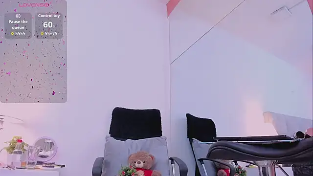 AbbySaennz online show from September 13, 2025, 7:25 pm