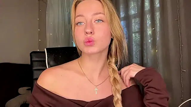 Jetta Corsacami online show from September 27, 2025, 11:27 am