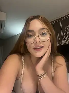 scarlett roousse online show from October 8, 2025, 12:56 am