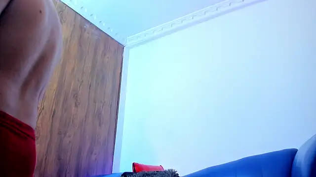 juanmechanic  online show from November 25, 2025, 1:17 am