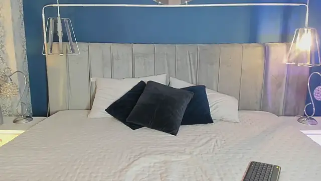 Snapshot of _Maccaa_ chatting on October 1, 2025, 11:58 am  Maccaa  online show from October 1, 2025, 11:58 am