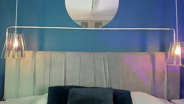 Snapshot of _Maccaa_ chatting on September 24, 2025, 11:50 am  Maccaa  online show from September 24, 2025, 11:50 am