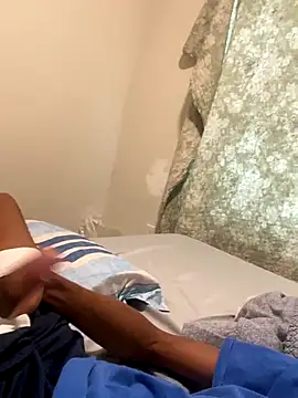 huhgtr online show from December 1, 2025, 4:19 pm