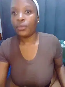 Snapshot of MrsMxx25 chatting on October 10, 2025, 2:23 am MrsMxx25 online show from October 10, 2025, 2:23 am