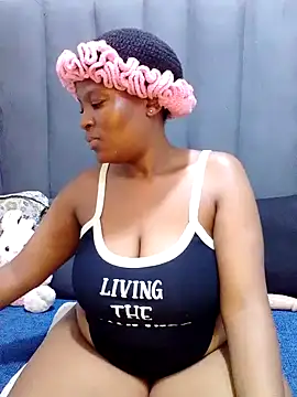 Snapshot of MrsMxx25 chatting on October 30, 2025, 9:40 am MrsMxx25 online show from October 30, 2025, 9:40 am