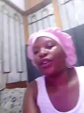 Snapshot of MrsMxx25 chatting on October 20, 2025, 3:23 pm MrsMxx25 online show from October 20, 2025, 3:23 pm