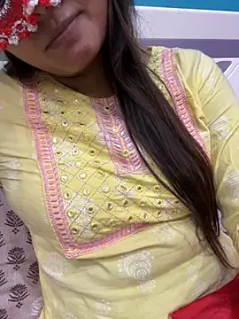 Naughty-Kamini online show from October 6, 2025, 9:37 pm