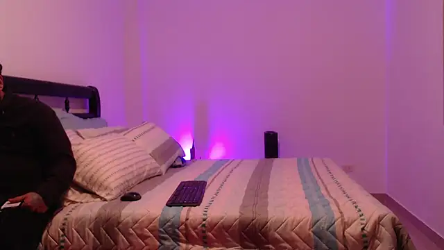 lucyymaximo online show from March 7, 2026, 12:39 am