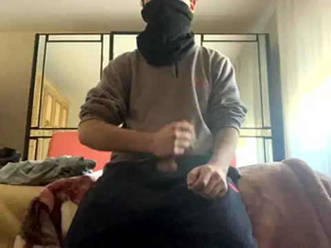 Snapshot of christ8967 chatting on January 13, 2026, 2:32 pm christ8967 online show from January 13, 2026, 2:32 pm