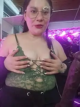 Snapshot of miichellemalvoa chatting on July 15, 2026, 2:29 am miichellemalvoa online show from July 15, 2026, 2:29 am