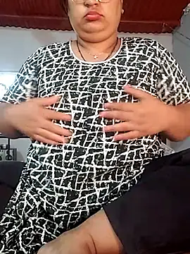 sexymotto online show from November 8, 2025, 2:15 am