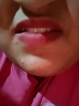 sexymotto online show from October 31, 2025, 4:03 pm