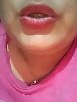 sexymotto online show from October 14, 2025, 5:35 pm