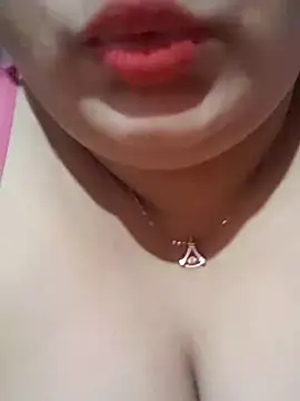 sexymotto online show from October 15, 2025, 5:32 pm