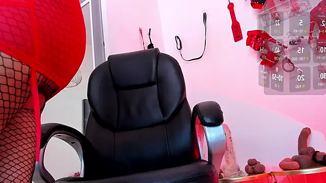 Snapshot of miss_skarleth_ chatting on October 7, 2025, 11:55 am miss skarleth online show from October 7, 2025, 11:55 am