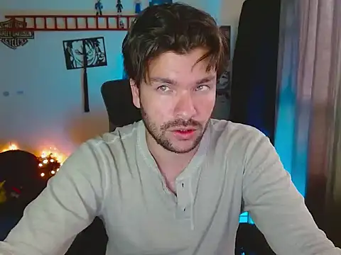 Snapshot of cortelioni_massimo_ chatting on September 30, 2025, 10:27 pm cortelioni massimo online show from September 30, 2025, 10:27 pm