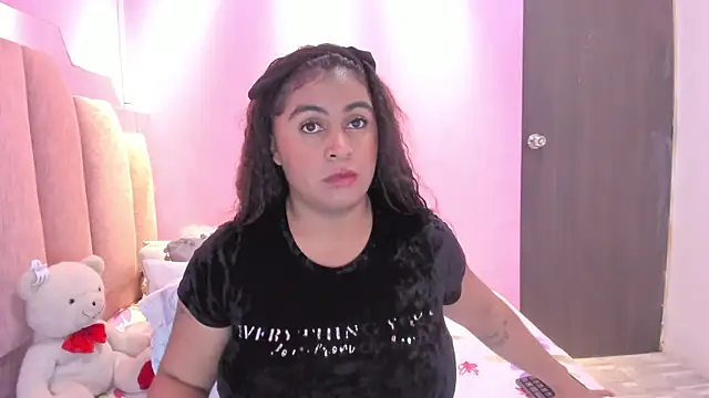 AndreaSweet2 online show from November 12, 2025, 8:01 pm