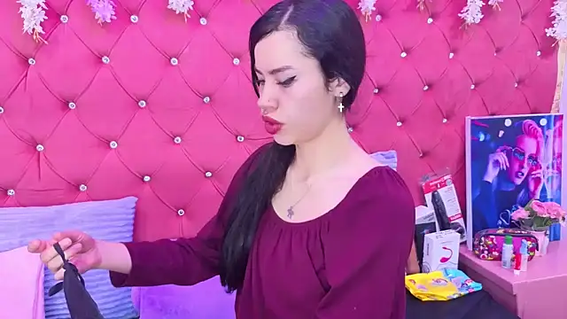 Snapshot of Nanis_James chatting on October 4, 2025, 2:57 am Nanis James online show from October 4, 2025, 2:57 am